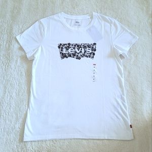 Levi's Black🖤 and White Floral🌼 Graphic Tee👕 - NWT